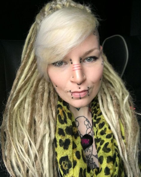 Sevgilisine hediye diye parmağını kesip verdi inanılmaz! - Resim: 3