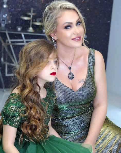 Yeliz Yeşilmen bir fotoğraf paylaştı kıyametler koptu! - Resim: 3