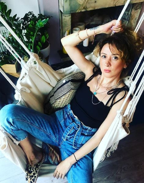 Kimdir bu İrem Kahyaoğlu kaç yaşında? Yeni sezonda Güldür Güldür'e katıldı! - Resim: 3