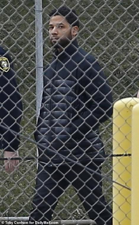 Eşcinsel dizi oyuncusu maaşı artsın diye bakın ne yaptı! - Resim: 2