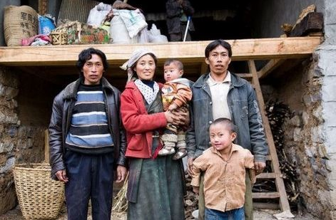 Bu ülkede kadınlar çok eşli! En az 7 tane kocaları var - Resim: 2