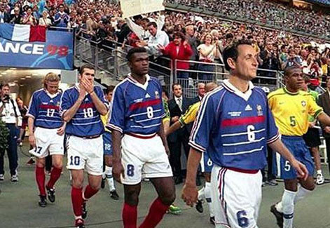 Sarkozy Le Figaro'nun diline düştü - Resim: 1