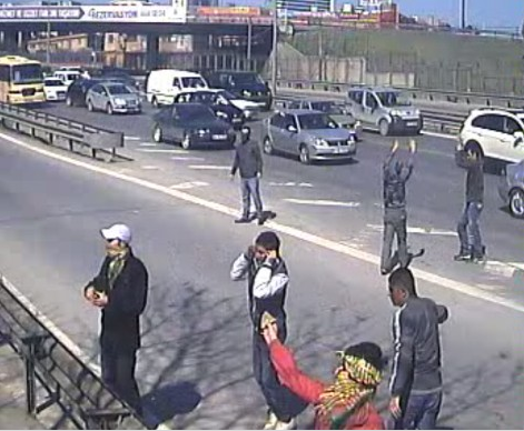 Yeni Şafak binasına saldırı! - Resim: 4