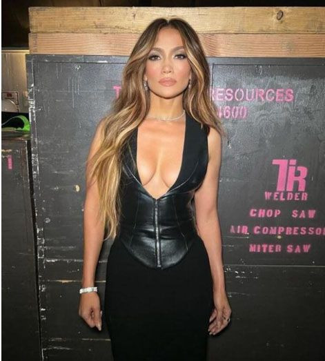 Jennifer Lopez gözyaşlarını tutamadı! Düşmanlarına teşekkür etti... - Resim: 1