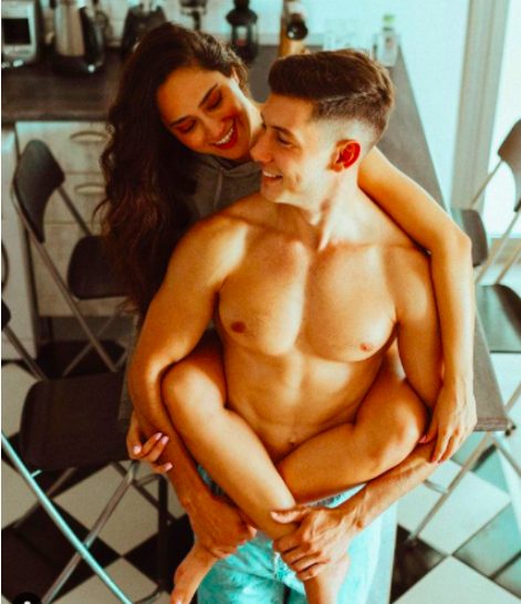 Survivor Bahar evli mi eşi kimdir? Bahar Sevis kaç yaşında? - Resim: 0