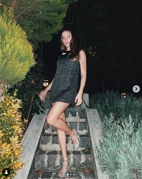 Serenay Sarıkaya 2020'ye merhaba pozlarıyla damga vurdu! - Resim: 2