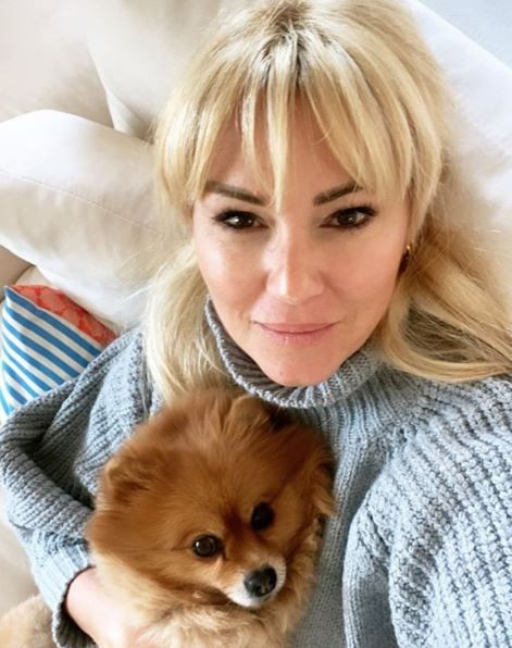 Pınar Altuğ eşi Yağmur Atacan ile sokak hayvanlarını unutmadı! - Resim: 3