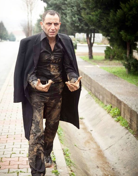 Kurtlar Vadisi'nin Memati'si Gürkan Uygun'un yeni rolü belli oldu işte yeni projesi - Resim: 1