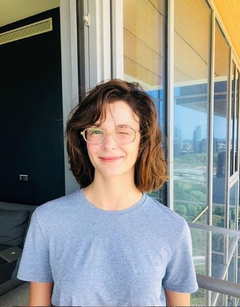 Büşra Develi sevgiliyle müstehcen öpüşme paylaşımıyla Instagram'ı salladı - Resim: 1