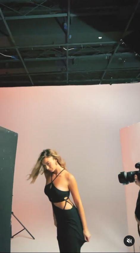 Survivor Aleyna Kalaycıoğlu iç çamaşırsız pozlarıyla Instagram'ı salladı - Resim: 4