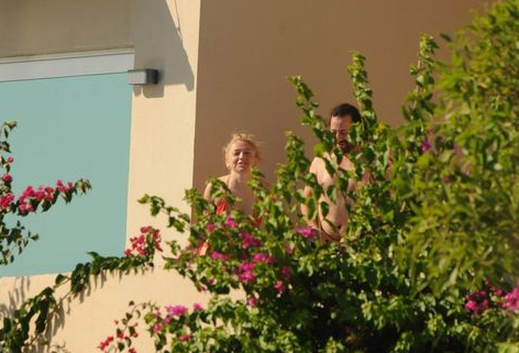 İşte ilk kez bikinili Hadise - Resim: 2