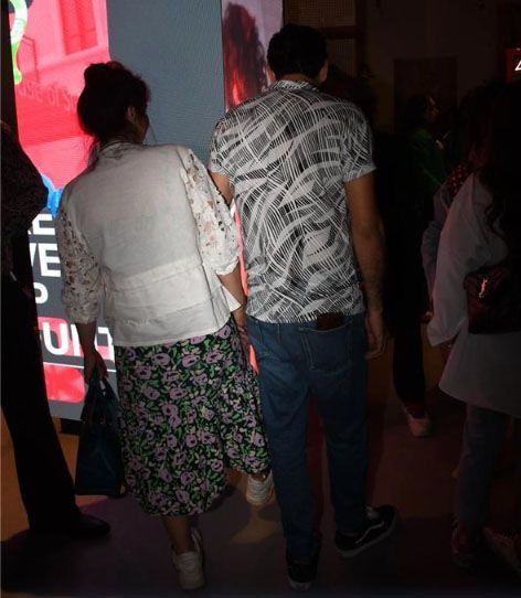 Yeşim Ceren Bozoğlu'nun dokuz yaş küçük sevgilisi de ünlü çıktı! - Resim: 3