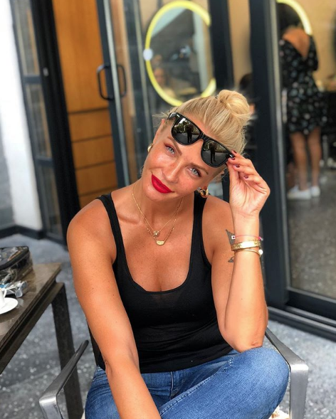 Ünlü televizyoncunun eski eşi Gül Gölge şarkıcı Mehmet Erdem'le aşk yaşıyor - Resim: 2