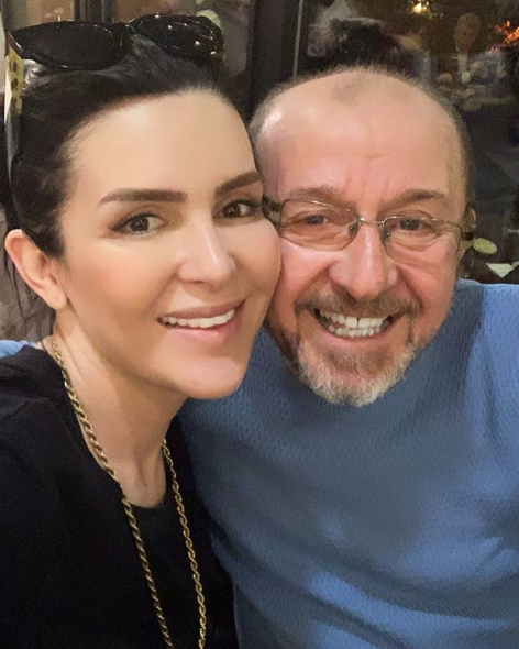 Selin Ciğerci babasını paylaştı sosyal medya yıkıldı! 1,5 milyon TL'lik cip almıştı - Resim: 2