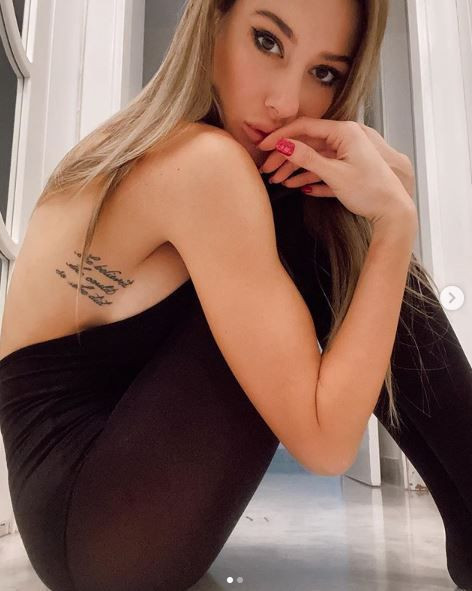 Şeyma Subaşı iç çamaşırsız paylaştı dövme fotoğrafı ortalığı karıştırdı - Resim: 3