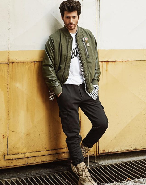 Ünlü oyuncunun yaman gecesi karakolda bitti tam 8 kadınla... - Resim: 1