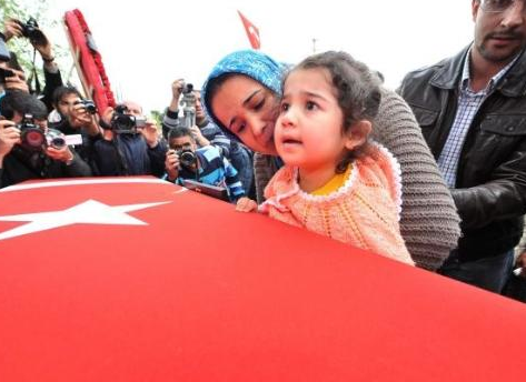 Şehit eşinin sözleri yürekleri dağladı - Resim: 4