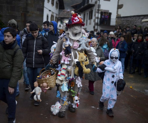 Ölmüş hayvan başlarıyla... - Resim: 4