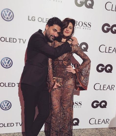 Transparan kıyafetiyle geceye damga vurdu - Resim: 4