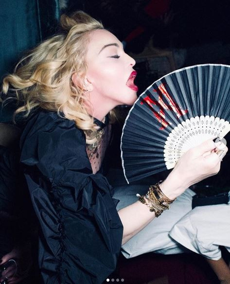 Dünyaca ünlü yıldız Madonna'ya Coronavirüs şoku! Konserlerini iptal etti - Resim: 2