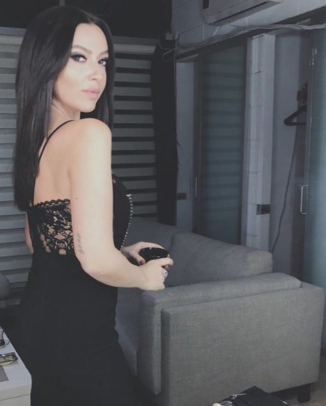 Hadise tatile çıktı makyajsız hali olay oldu - Resim: 3