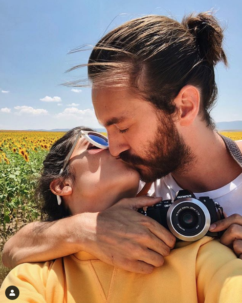 Yasak Elma'nın Kemal'i Sarp Can Köroğlu kimdir sevgilisine bakın!  - Resim: 3