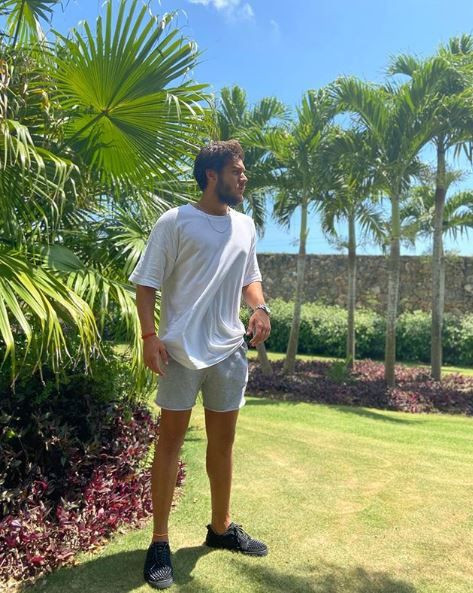 TV8 Survivor 2020'de elenen yarışmacılar Dominik'te mahsur kaldılar! - Resim: 1