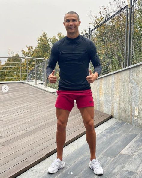 Cristiano Ronaldo koronavirüse yakalandıktan sonra imaj değişikliğine gitti! - Resim: 3