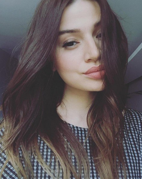 Kardeşi Hadise'yi geçti! İnstagram pozları fena - Resim: 2