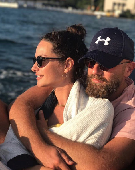 Ünlü çift domuz gribine yakalandı mutlu kareler geride kaldı - Resim: 4