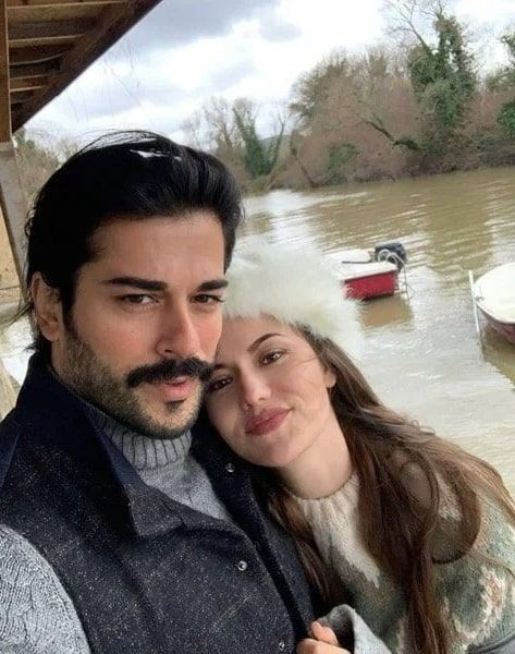 Burak Özçivit Fahriye Evcen kavgası şoke etti sesler giderek yükseldi - Resim: 4