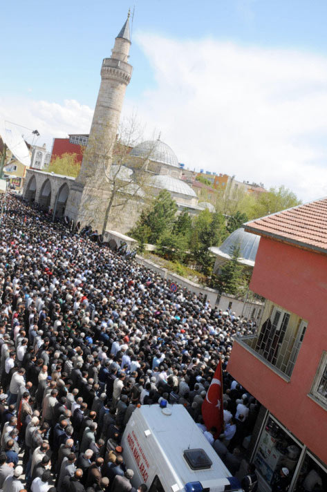 Bingöl'de kahreden tesadüf - Resim: 4