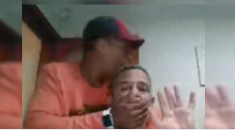 Brezilya'da korkunç olay! Öğretim üyesi canlı yayında ders anlatırken soyuldu - Resim: 0