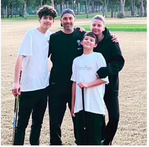 Ali Ronay eşi Lale Ronay kimdir Ali Ronay çocukları kaç tane? - Resim: 0