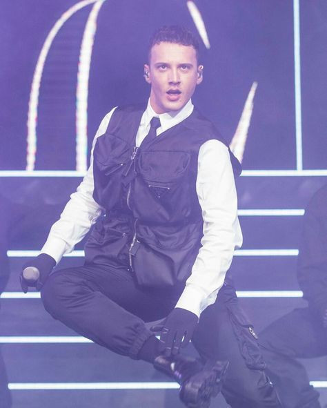 Şarkıcı Edis'e izleyicilerden ve ünlülerden tepki! "Evlatlarımıza kötü örnek oluyor" - Resim: 3