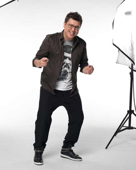 İbrahim Büyükak'ın eşiyle lise fotoğrafına binlerce beğeni yağmuru! - Resim: 3