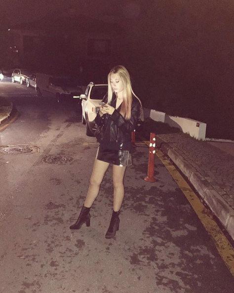 Yılın aşk bombası bakın Yasmin Erbil'in 36 yaşındaki oyuncu sevgilisi kim - Resim: 1