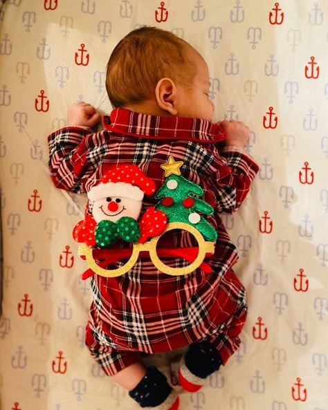 Hazal Kaya bebeği Fikret Ali'nin pozunu ilk kez paylaştı 'Mutlu yıllar' diledi - Resim: 3