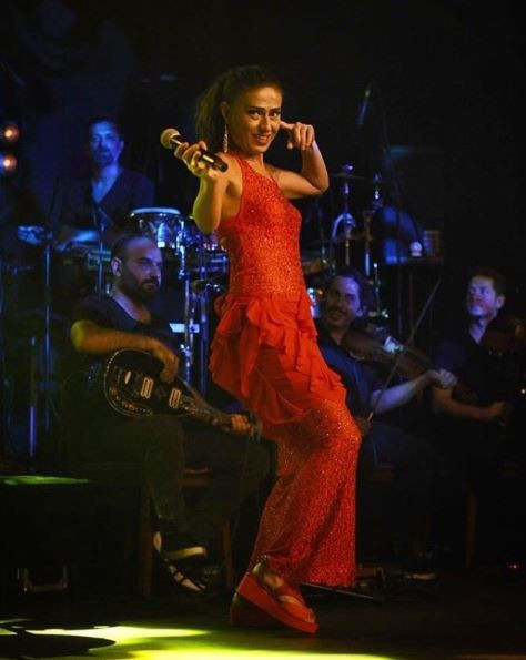 Yıldız Tilbe Sezen Aksu ile proje sorusuna: 'Ben de sabırsızlıkla bekliyorum'! - Resim: 1