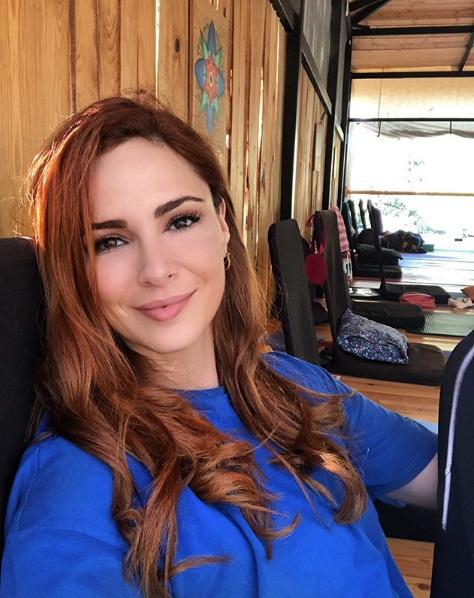 Zalim İstanbul'un güzel oyuncusu Mine Tugay bikinili fotoğrafıyla kendine hayran bıraktı! - Resim: 1