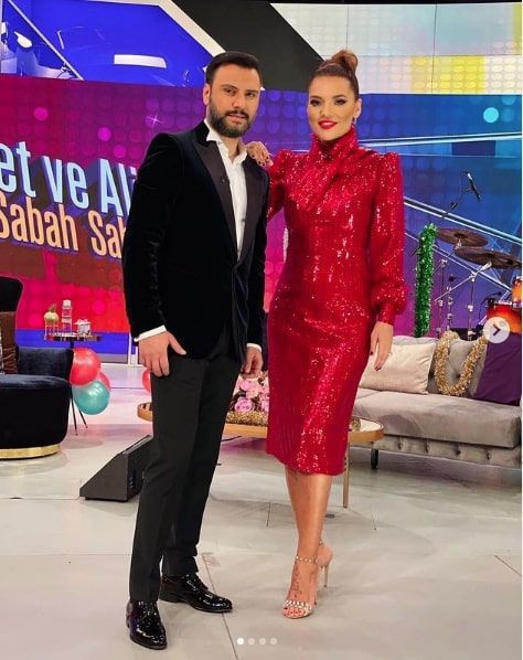 'Sanki kerpetenle hücrelerimi çektiler' Demet Akalın koronayı anlatıp isyan etti - Resim: 2