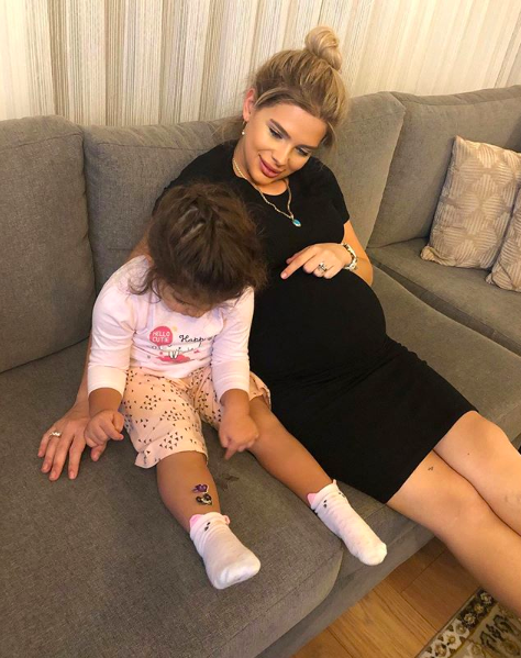 Damla Erşubaşı eşi kimdir Mustafa Can Kese ne iş yapıyor? - Resim: 2