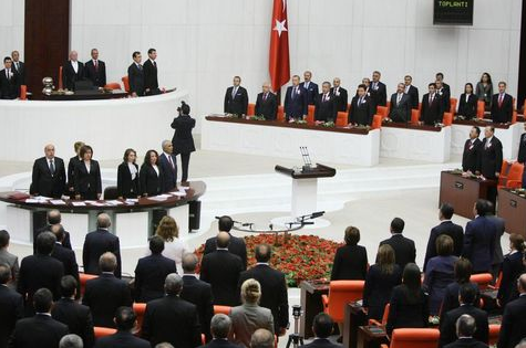 Yeni Meclis'ten renkli görüntüler - Resim: 2