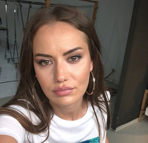 Fahriye Evcen ile Burak Özçivit'in hamilelik kanunları! - Resim: 1