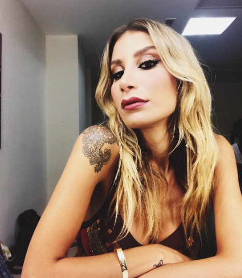 İrem Derici takipçisine öyle bir yanıt verdi ki... Bomba diyalog  - Resim: 4