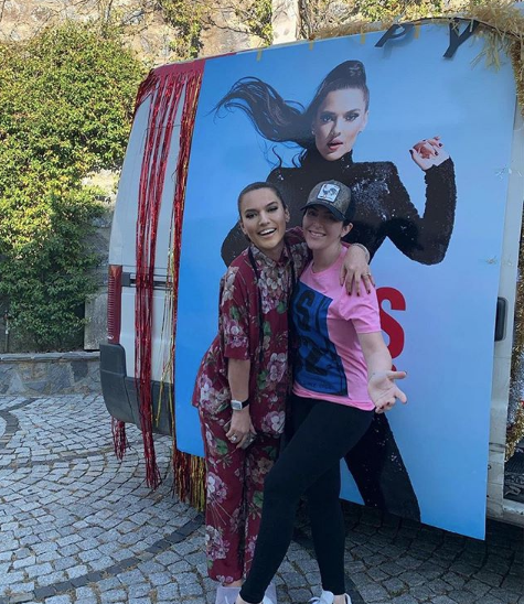 Demet Akalın siyasete mi atılıyor açıklaması sosyal medyayı salladı - Resim: 4