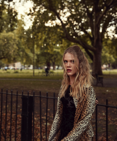 Serel Yereli üstsüz pozu olaydı şimdi de 'Yenge'yle fotoğraf paylaşınca... - Resim: 3