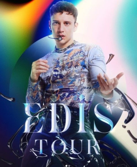 Edis enerjisiyle Harbiye'yi salladı! Kıyafeti Tarkan'a mı özendi dedirtti - Resim: 2