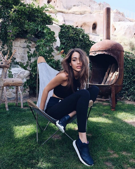 Çukur dizisi Sena Dilan Çiçek Deniz kimdir sevgilisine bakın - Resim: 4