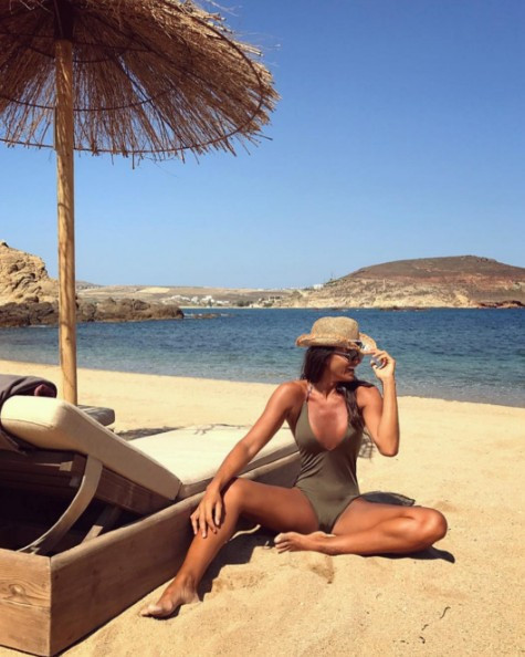 Eda Taşpınar öyle pozlar verdi ki... Rekor kırdı! - Resim: 3